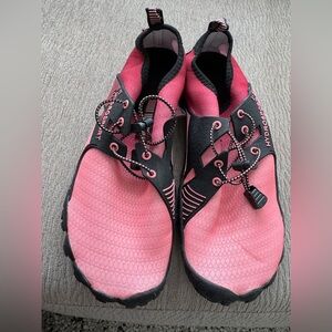 Fitkicks hydrosport NWOT water shoes